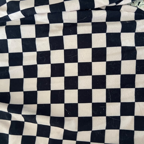 Checkered flare leggings size large - Picture 4 of 5